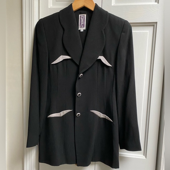 Vintage Zelda Black Blazer with grey accents  Size 2. - Picture 1 of 6